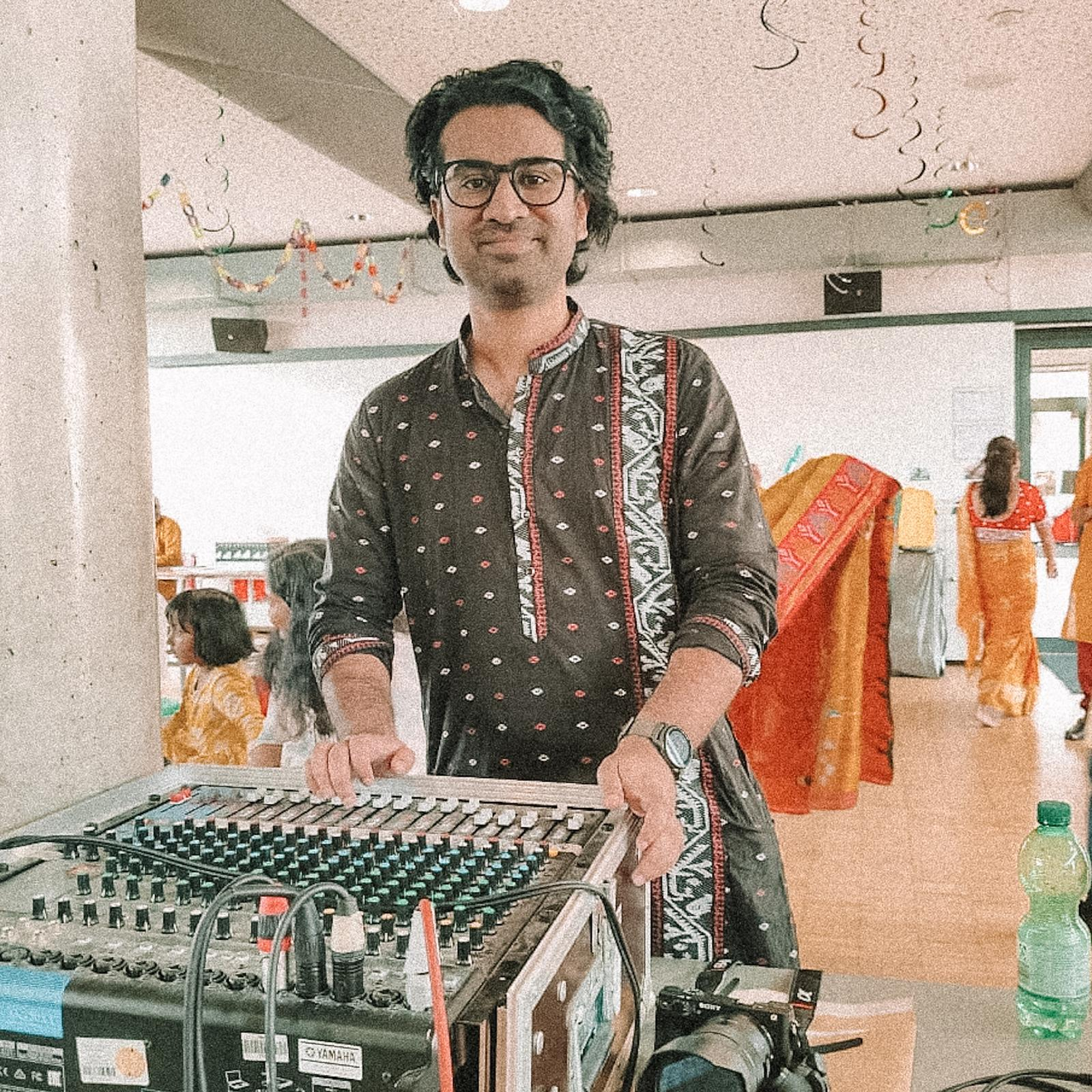 Sourav Sound